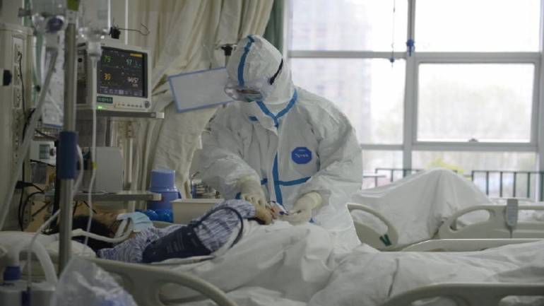 Beredar Video Perawat di Wuhan Histeris Saat Menangani Pasien Terjangkit Virus Corona