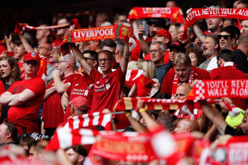 Liverpool Fans Pe8vrjyqms2u159tnrlgp8g74