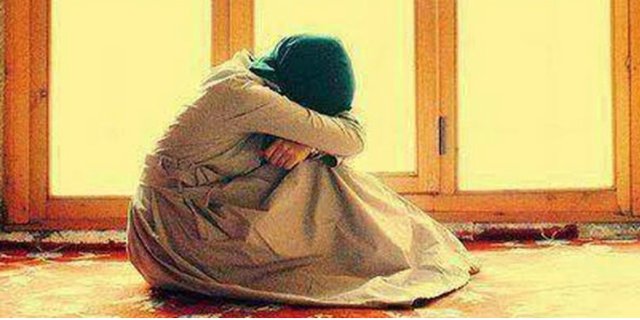 5 Alasan Ini Cukup Menjawab Kesedihanmu, Berhenti Mengeluh ya! 3 Dunia Hijab Kisah Perjuangan Muslimah Menuju Hijab 151210w