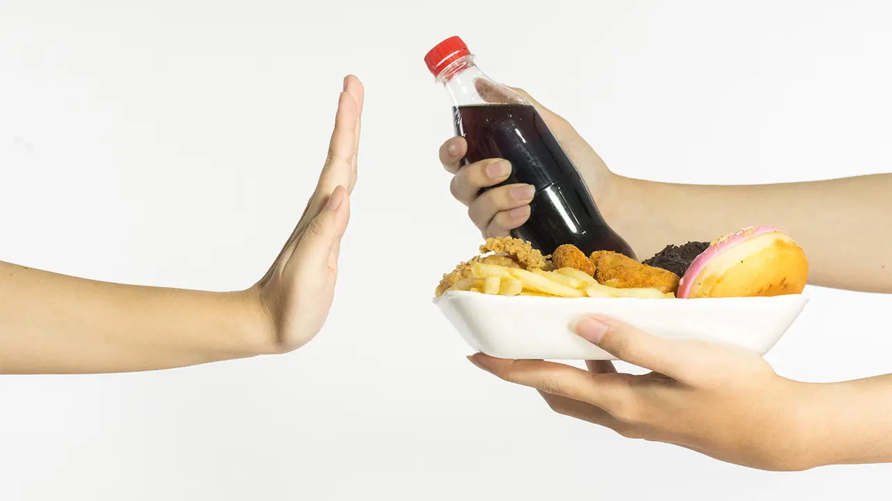 1280 2 mar19 pantangan makanan untuk jantung lebih sehat