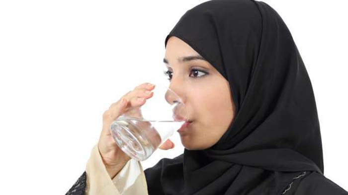 Rasa Sakit Ini Akan Muncul jika kamu Kurang Minum Air Putih, https://aceh.tribunnews.com/