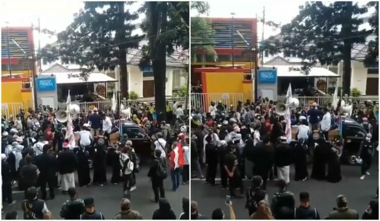 Aksi Boikot Produk Prancis Di Tempat Les Bahasa Prancis