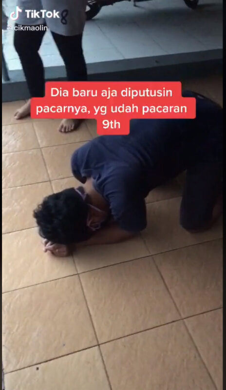 Ditinggal Kekasih Setelah 9 Tahun Pacaran, Reaksi Pria Ini Bikin Sedih 6 Pacaran 9 Tahun