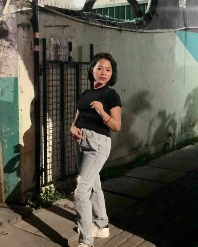 5 Potret Terbaru Cimoy Montok, Tampil Lebih Glowing dan Elegan, Disebut Mirip Lesti 5 Cim4