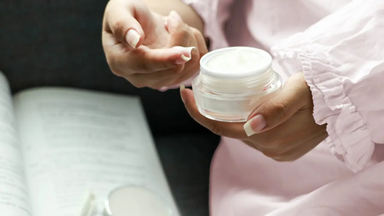 Kisah Cowok Yang Diancam Putus Jika Tak Belikan Skin Care Pacarnya Tiap Bulan