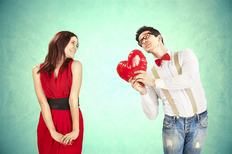 7 Hadiah Valentine Yang Pas Diberikan Ke Pasangan Di Masa Pandemi