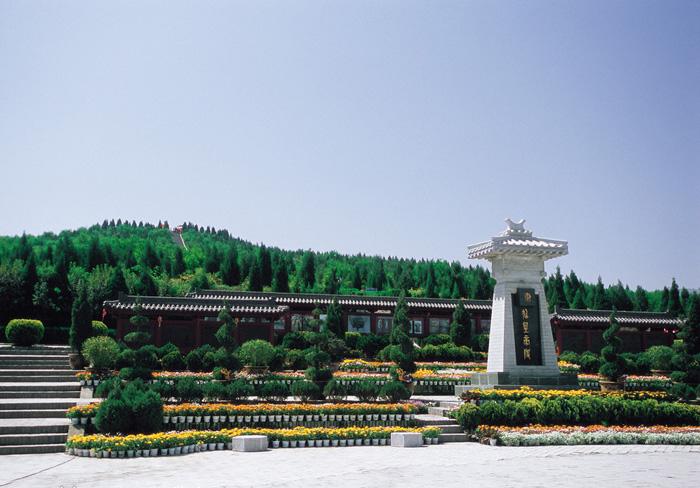 Makam kuno Mausoleum Qin Shi Huang