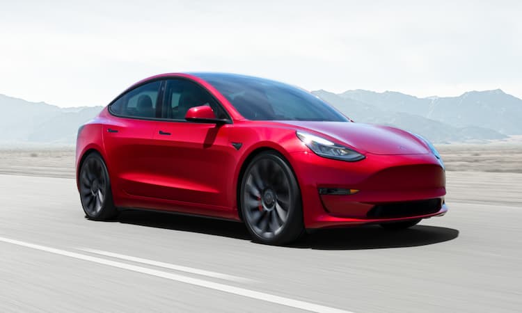 Karena tak Tahu Cara Menghidupkan Mobil Tesla, Dua Buronan Polisi ini Diamankan 2 Ilustrasi Mobil Tesla