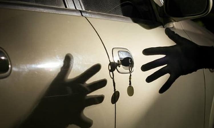 Ilustrasi Pencurian Mobil