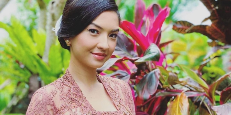 Rekomendasi 10 Film Terbaik Raline Shah