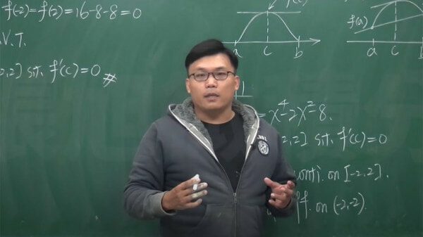 Guru Matematika Yang Unggah Video Pembelajaran Di Porhub