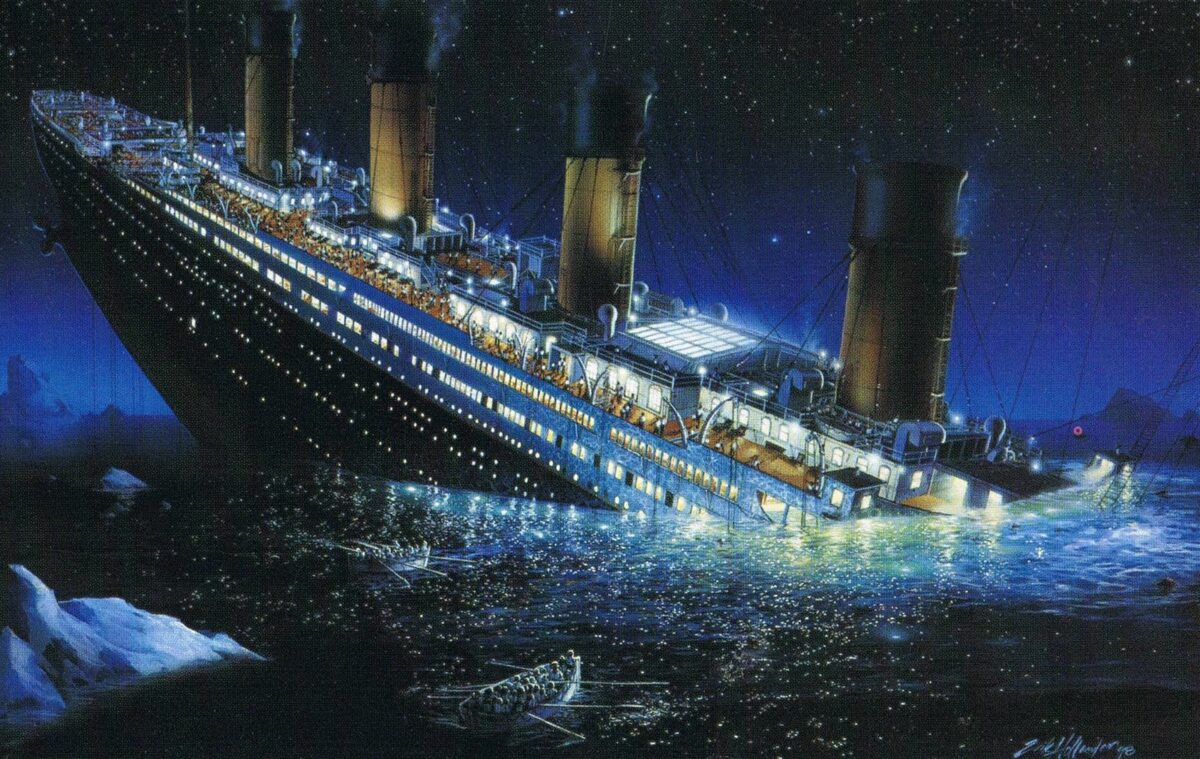 Teori Konspirasi Kapal Titanic, Kena Kutukan Mumi
