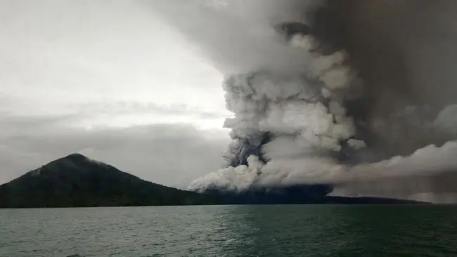 Gunung Anak Krakatau Kembali Erupsi, Masyarakat Diminta Waspada 6 Gunung Anak Krakatau 169