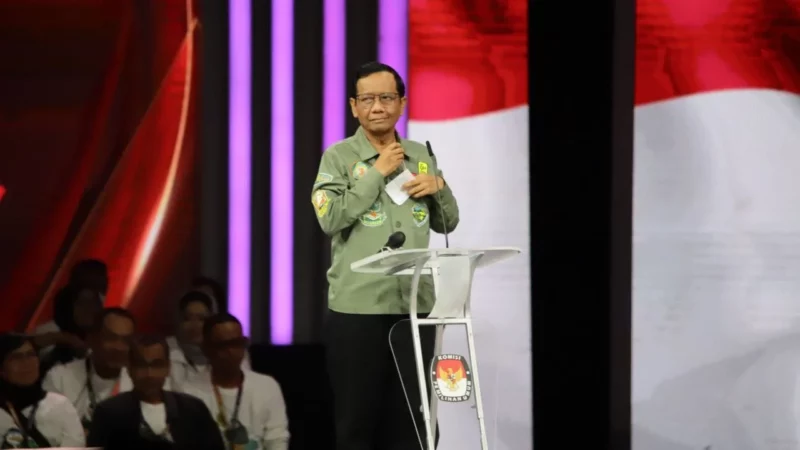 Mahfud MD Menolak Peduli Terhadap Laporan Penghinaan Gibran 6 65ad21b1837b3 Mahfud Md
