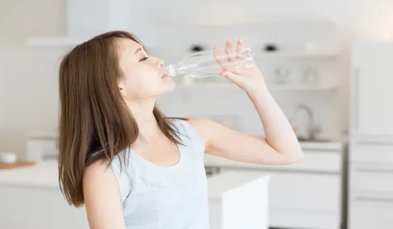X Manfaat Rutin Minum Air Putih Untuk Kesehatan 1.jpg 1