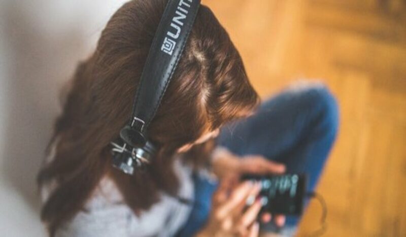 Manfaat Mendengarkan Musik Saat Belajar Meningkatkan Mood Dan Motivasi 1