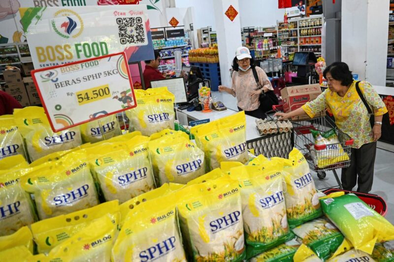 Beras SPHP: Solusi Murah untuk Atasi Harga Beras yang Tinggi 6 Antarafoto Stabilisasi Harga Beras Nasional 190224 Ebp04 7b8580309183379b3c8eba91d7bc3c5b 172a2c07b845f718159786b0631d5103