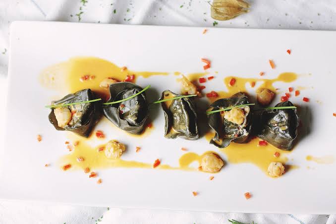 12 Makanan yang Harus Dihindari pada Perayaan Hari Imlek 15 Images 15